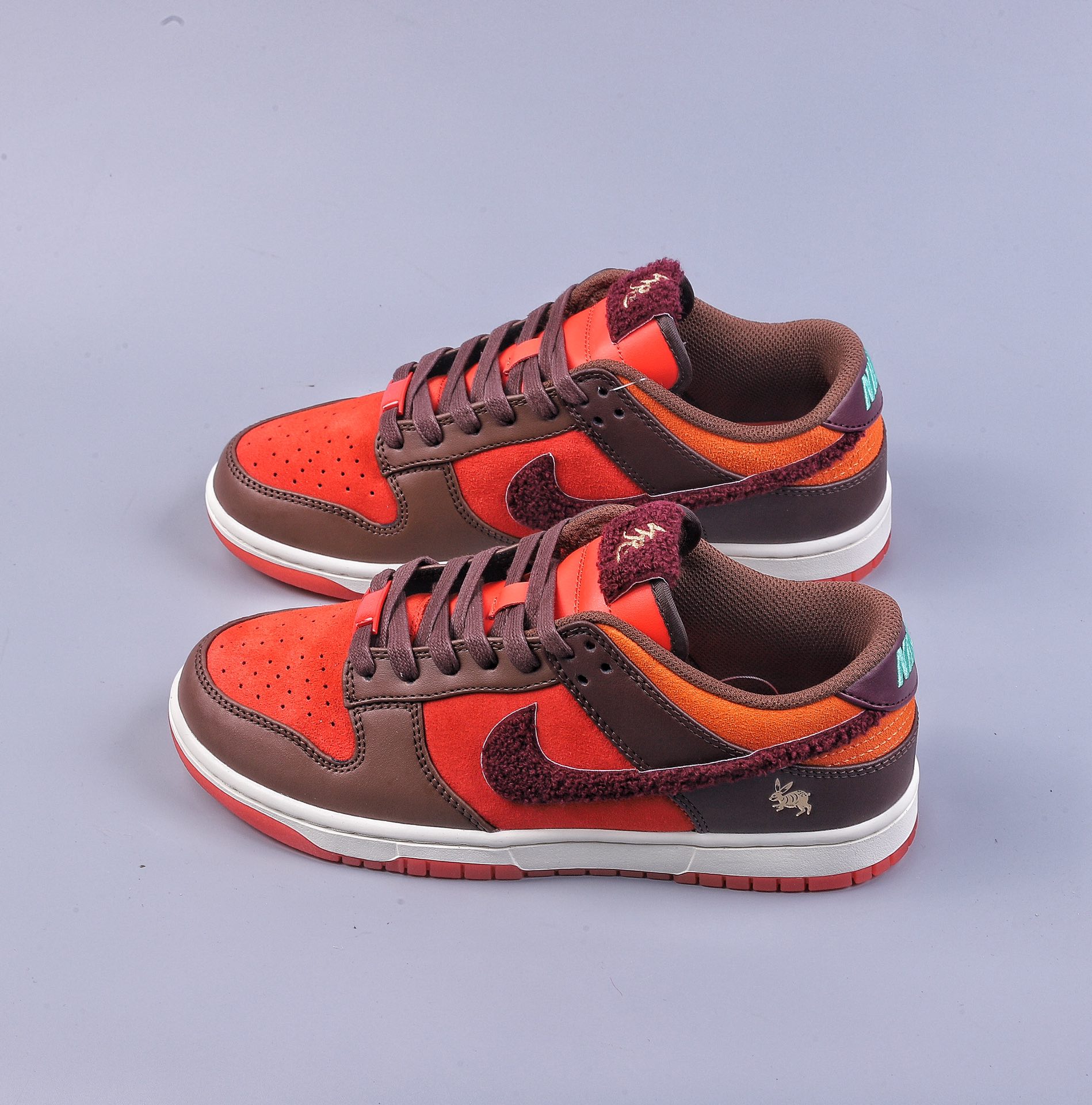 320 Ｃ版NK Dunk Low ” Year of the Rabbit ” 兔年 成都限定 联名款低帮休闲板鞋 FD4203-661