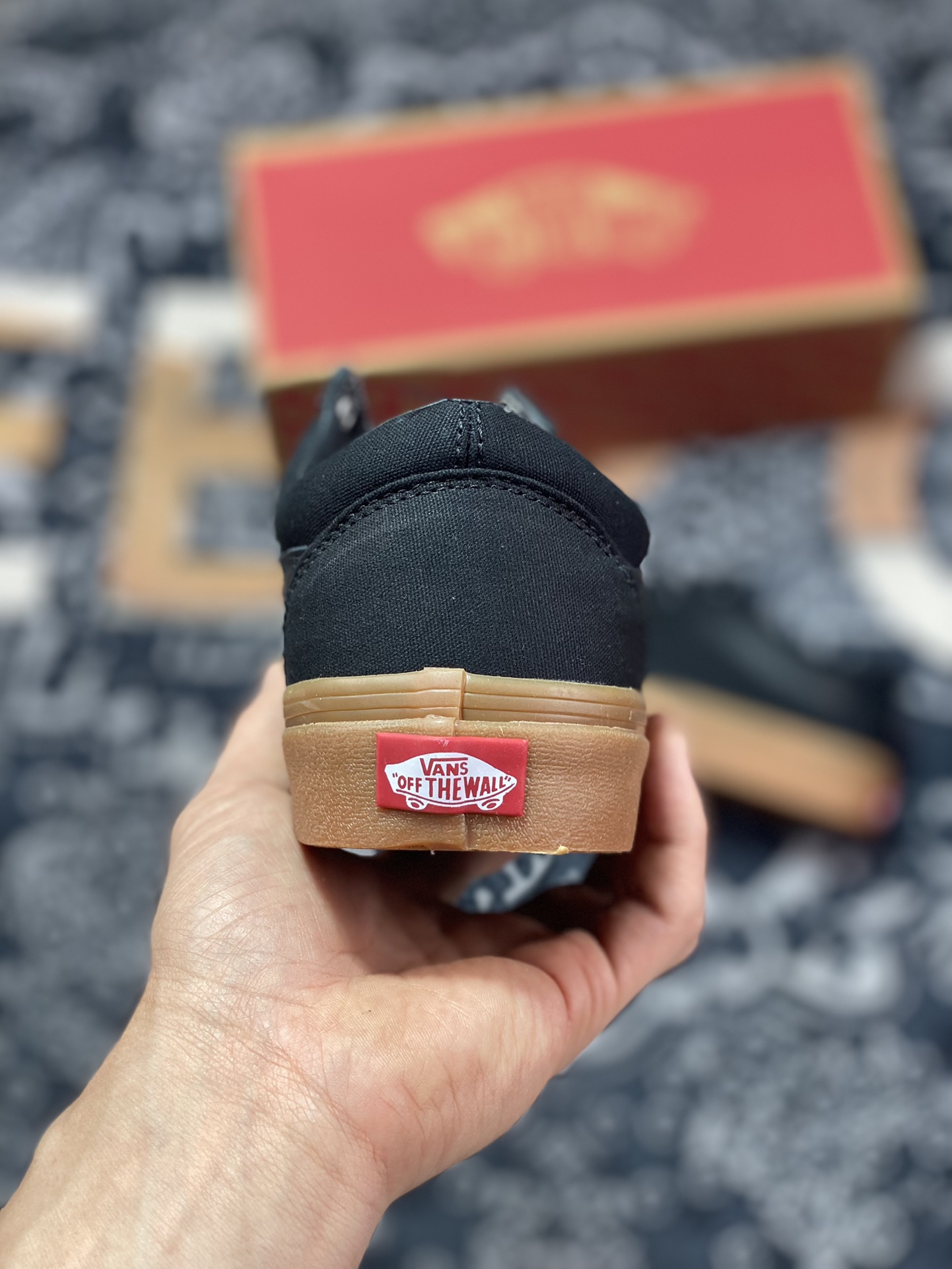 Vans Sk8-Low black raw rubber Vans official black retro street raw rubber tendon bottom