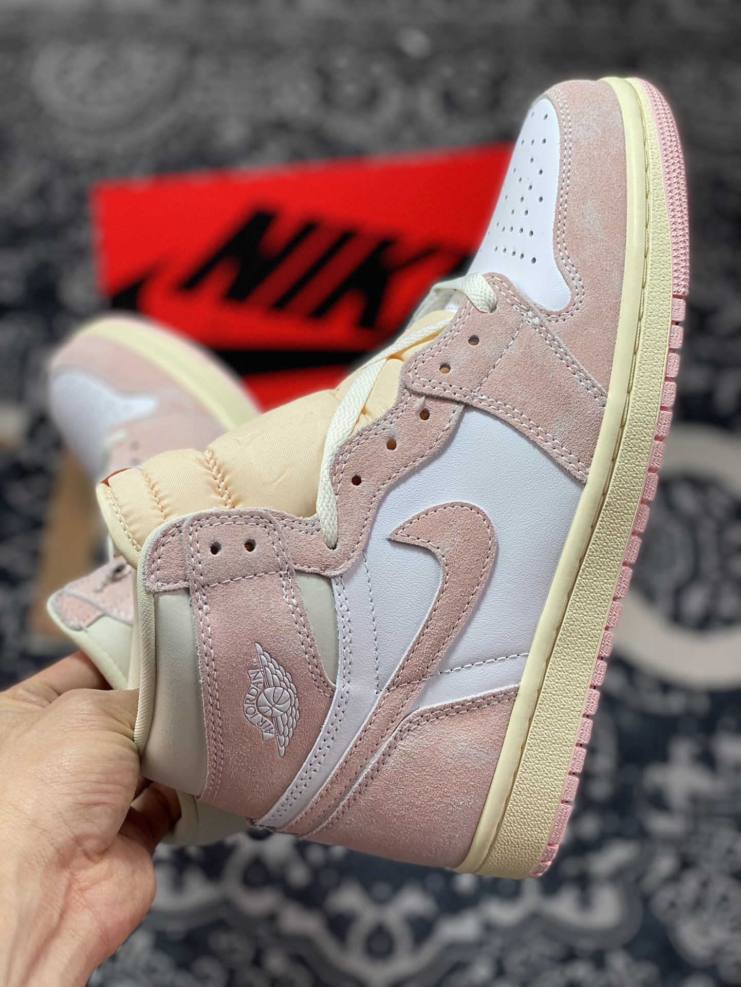 Air Jordan 1 High ”Washed Pink” powder white FD2596-600 produced by the original level factory-Top High Quatity Cheap Sneakers Fashion Clothing Clothes Bags handbags Shoes of all Brand wholesale With The best Quality And Beautiful Price from China Factory Chinese suppliers wholesaler seller Air Jordan 1 High ”Washed Pink” powder white FD2596-600 produced by the original level factory