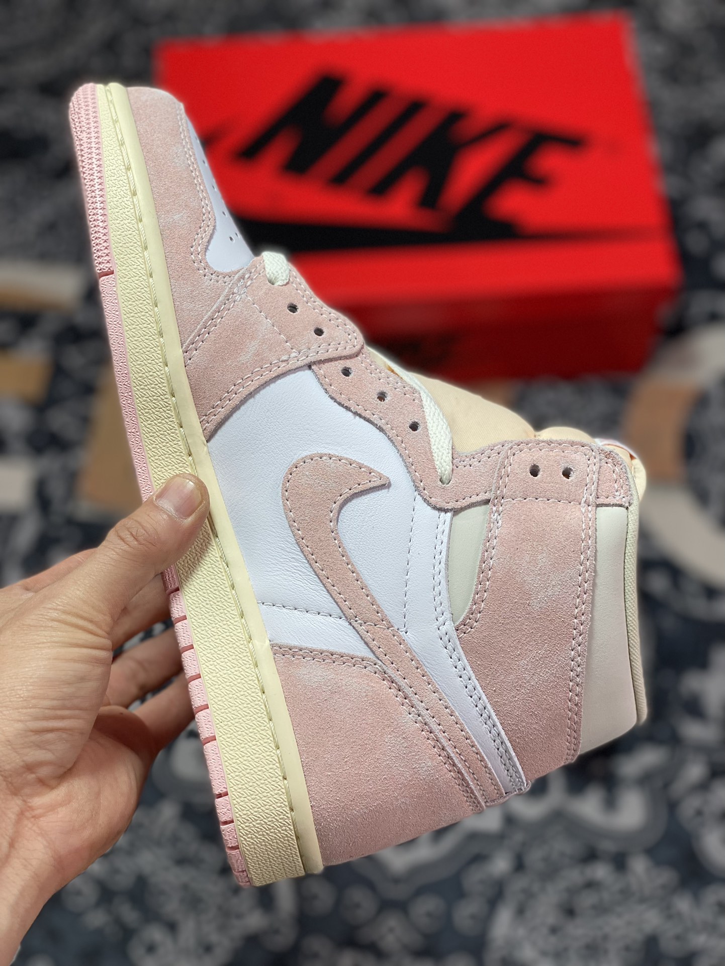 Air Jordan 1 High ”Washed Pink” powder white FD2596-600 produced by the original level factory-Top High Quatity Cheap Sneakers Fashion Clothing Clothes Bags handbags Shoes of all Brand wholesale With The best Quality And Beautiful Price from China Factory Chinese suppliers wholesaler seller Air Jordan 1 High ”Washed Pink” powder white FD2596-600 produced by the original level factory