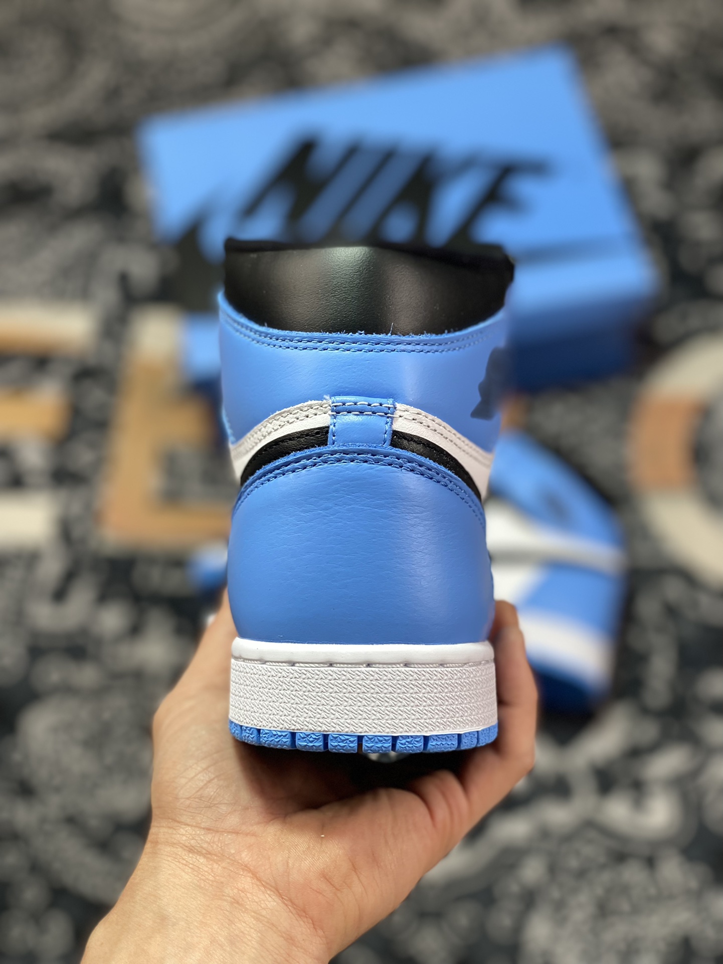 Original grade Dongguan factory produced Air Jordan 1 High ”University Blue” blue and white DZ5485-400-Top High Quatity Cheap Sneakers Fashion Clothing Clothes Bags handbags Shoes of all Brand wholesale With The best Quality And Beautiful Price from China Factory Chinese suppliers wholesaler seller Original grade Dongguan factory produced Air Jordan 1 High ”University Blue” blue and white DZ5485-400