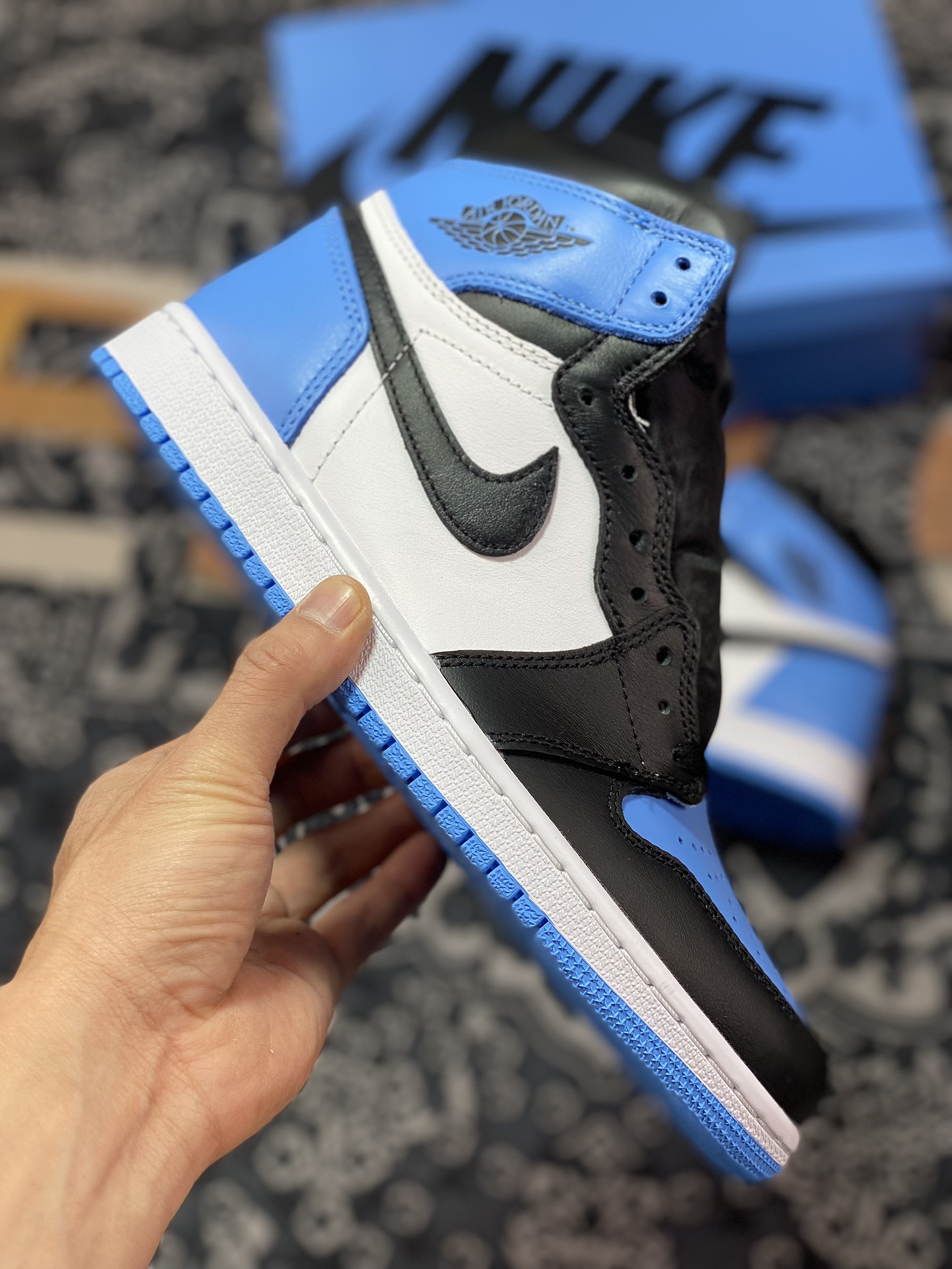 Original grade Dongguan factory produced Air Jordan 1 High ”University Blue” blue and white DZ5485-400-Top High Quatity Cheap Sneakers Fashion Clothing Clothes Bags handbags Shoes of all Brand wholesale With The best Quality And Beautiful Price from China Factory Chinese suppliers wholesaler seller Original grade Dongguan factory produced Air Jordan 1 High ”University Blue” blue and white DZ5485-400