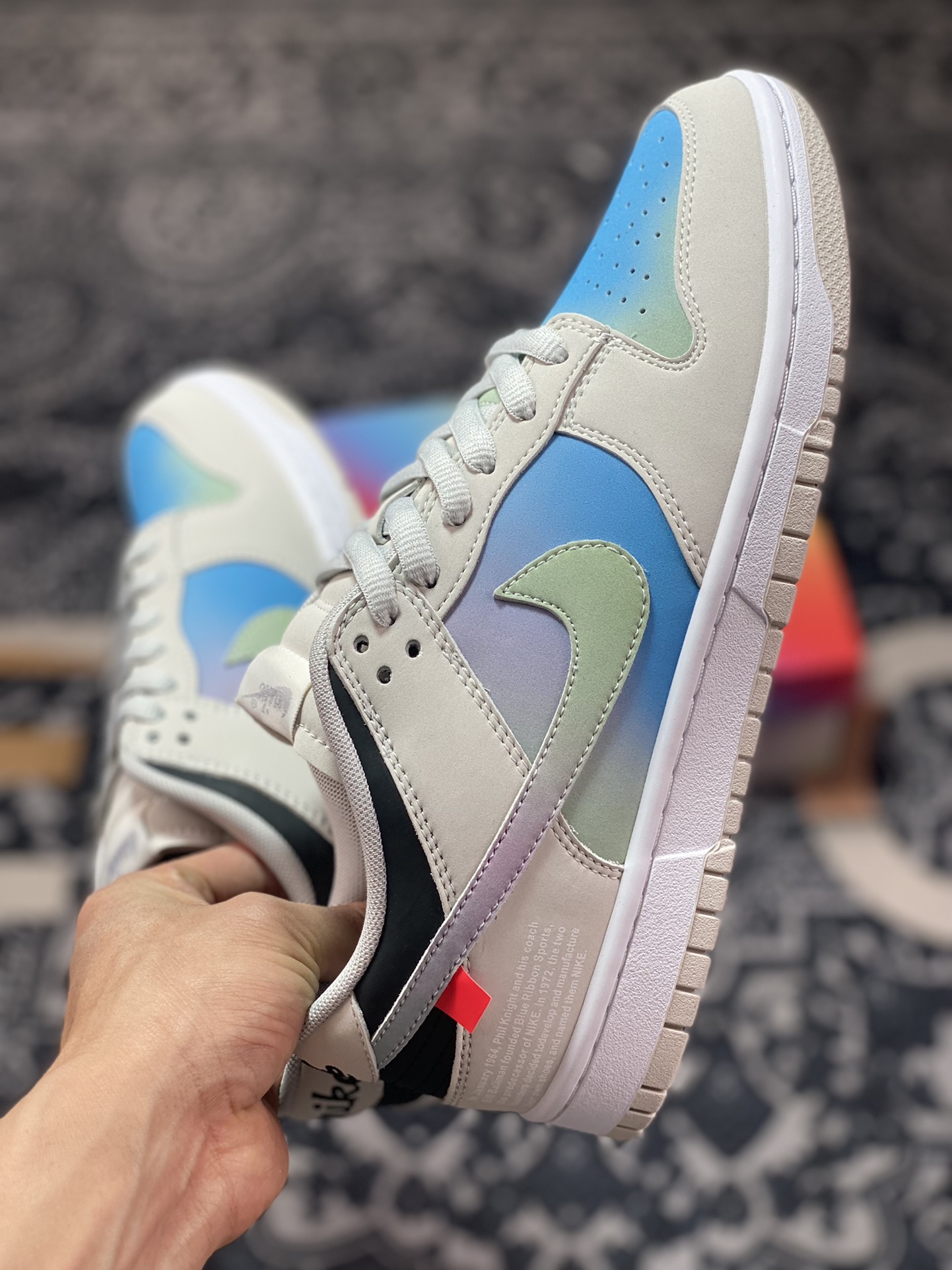 Nike SB Dunk Low Retro SP ”Yandhi” dunk series low top casual sports skateboard shoes ”leather gray white blue green purple gradient CD” RU2236-563-Top High Quatity Cheap Sneakers Fashion Clothing Clothes Bags handbags Shoes of all Brand wholesale With The best Quality And Beautiful Price from China Factory Chinese suppliers wholesaler seller Nike SB Dunk Low Retro SP ”Yandhi” dunk series low top casual sports skateboard shoes ”leather gray white blue green purple gradient CD” RU2236-563
