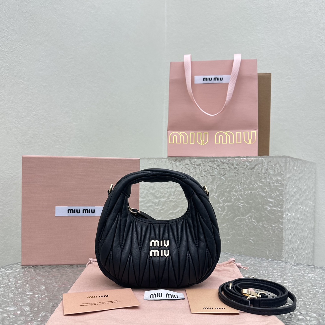 MiuMiu Borsette Borse Crossbody & Borse a Tracolla Nero Vintage Mini