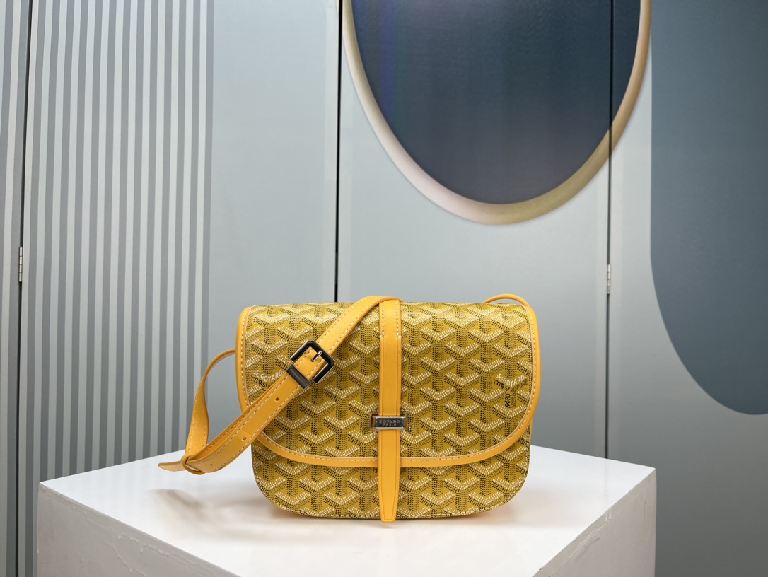 Goyard 邮差包 明星同款，新比例小方形包包 简洁大气实用的小方包 获得很多明星喜爱 手绘花纹特别有自己的特色 Si