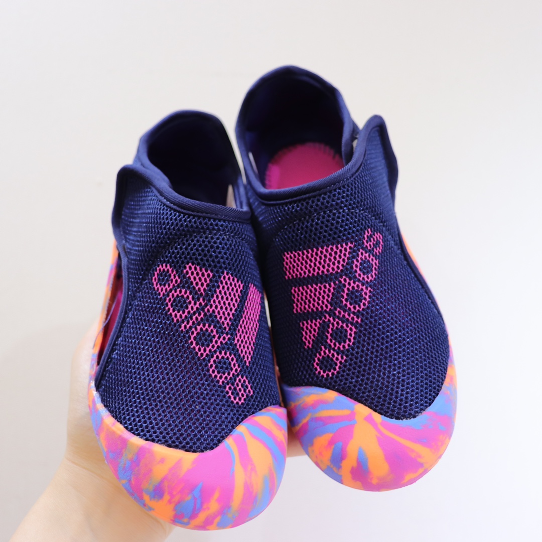 图片[2]-AD3.0包头网面凉鞋‼️ AD儿童包头凉鞋 新款，每年的爆款！实在太经典好穿！采用柔韧透气网面，搭配耐磨橡胶鞋底，新升级的质量，比往年更上一个档次✅ 泡棉缓震鞋垫更加轻盈舒适，脚感柔软！与脚底贴合度很好，不会打滑！-选品中心