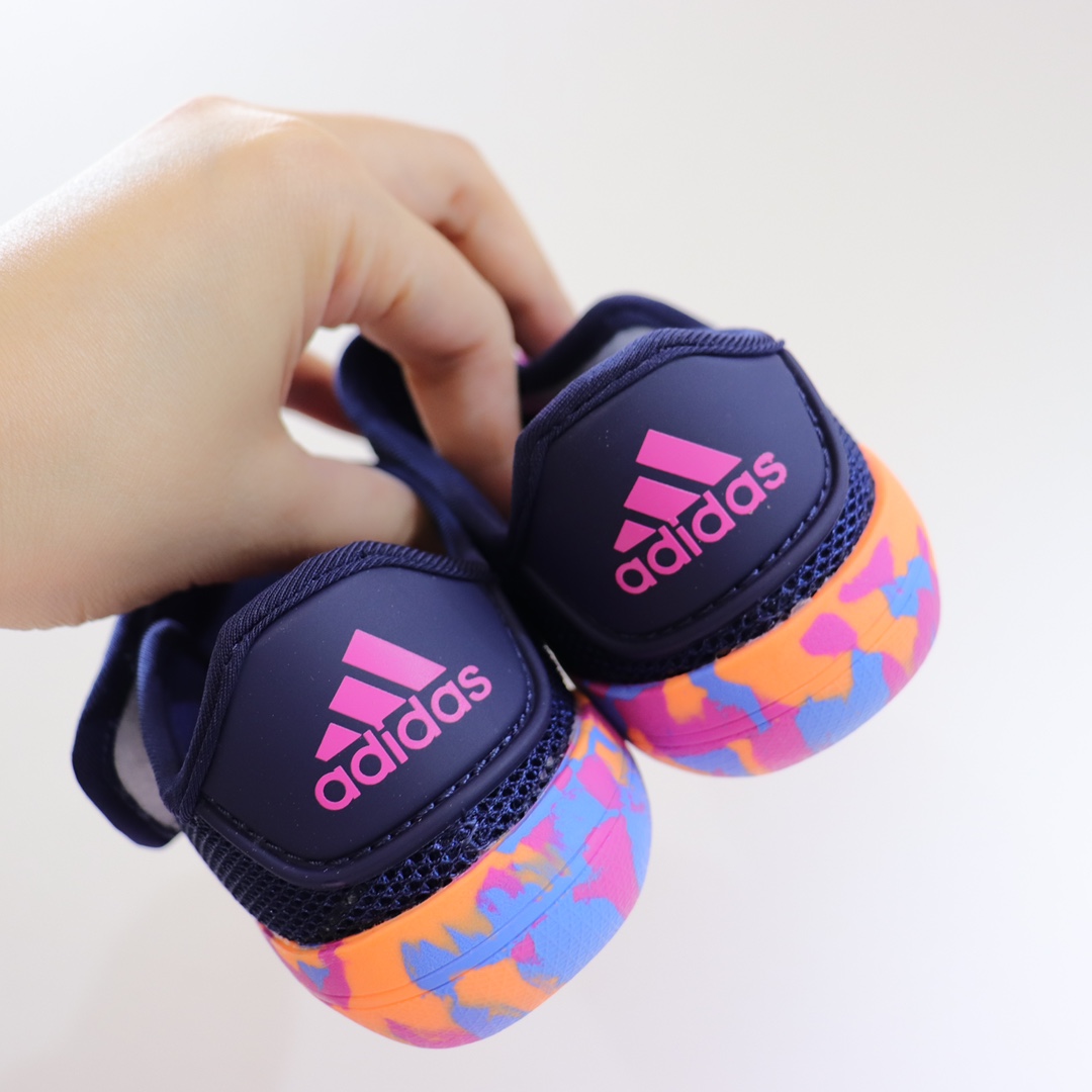 图片[3]-AD3.0包头网面凉鞋‼️ AD儿童包头凉鞋 新款，每年的爆款！实在太经典好穿！采用柔韧透气网面，搭配耐磨橡胶鞋底，新升级的质量，比往年更上一个档次✅ 泡棉缓震鞋垫更加轻盈舒适，脚感柔软！与脚底贴合度很好，不会打滑！-选品中心