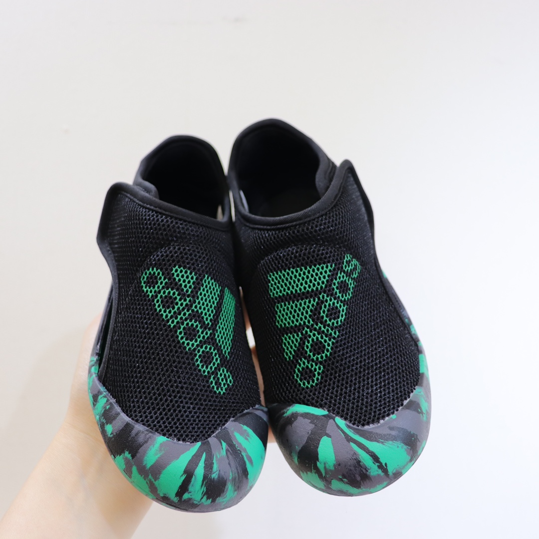 图片[2]-AD3.0包头网面凉鞋‼️ AD儿童包头凉鞋 新款，每年的爆款！实在太经典好穿！采用柔韧透气网面，搭配耐磨橡胶鞋底，新升级的质量，比往年更上一个档次✅ 泡棉缓震鞋垫更加轻盈舒适，脚感柔软！与脚底贴合度很好，不会打滑！-选品中心