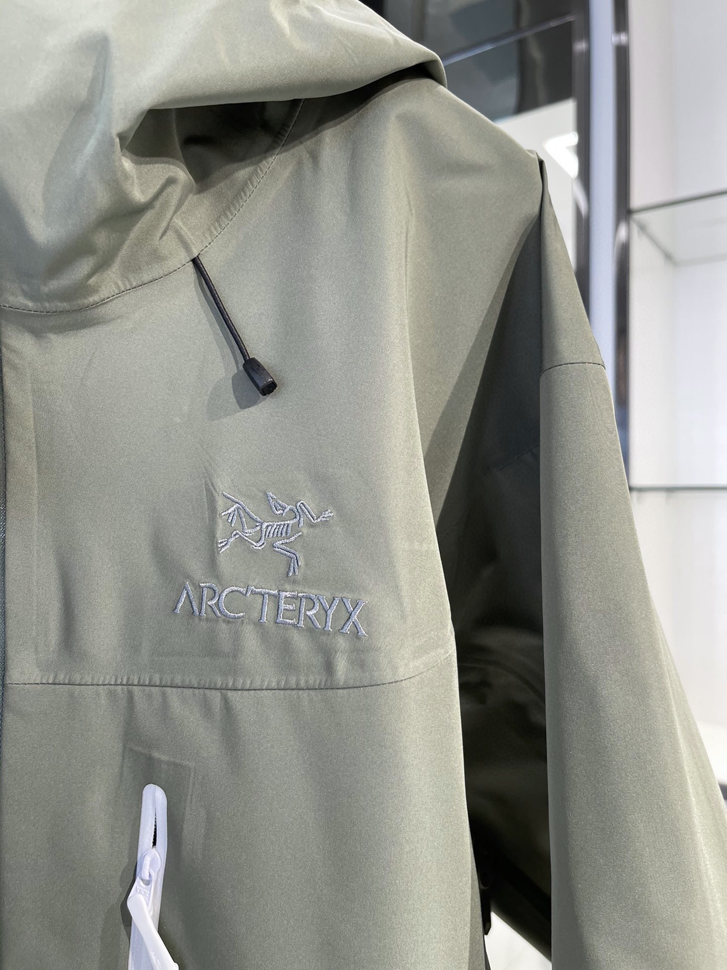 Chaqueta Impermeable Alpha SV de ARC'TERYX para Hombre y Mujer - Verde 5 i1681196102 1505 3
