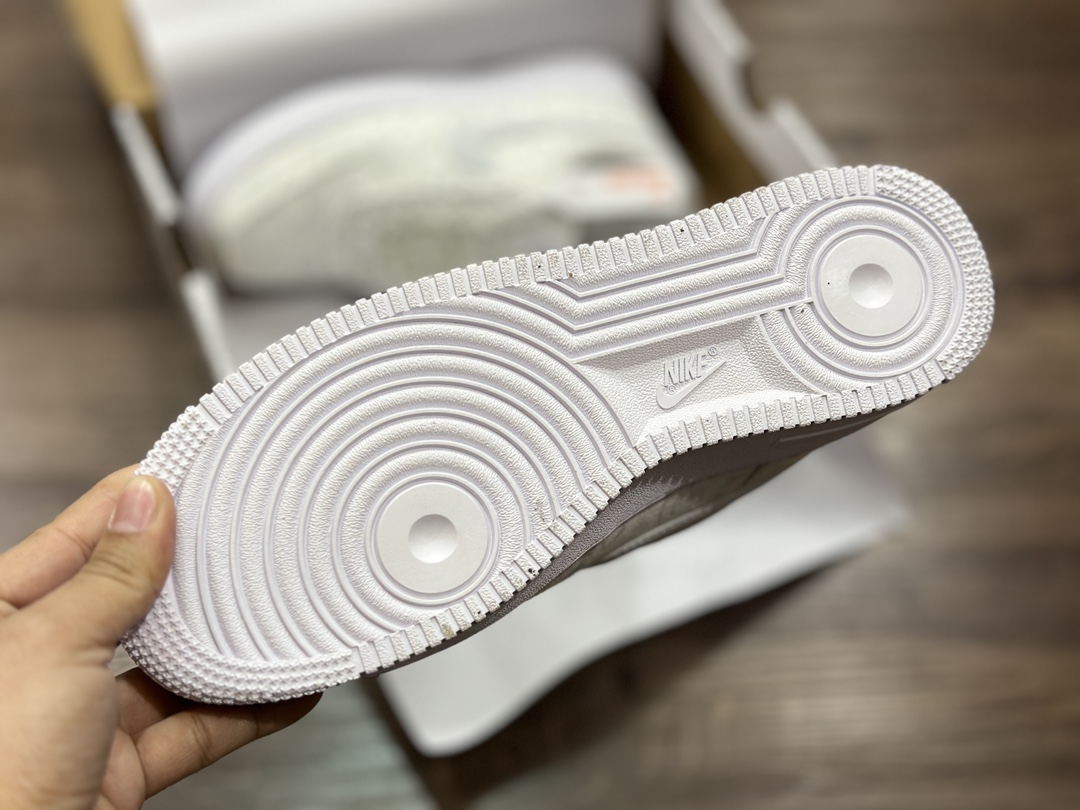 220 Nike Air Force 1 LOW 空军一号低帮运动鞋 DG2296-088