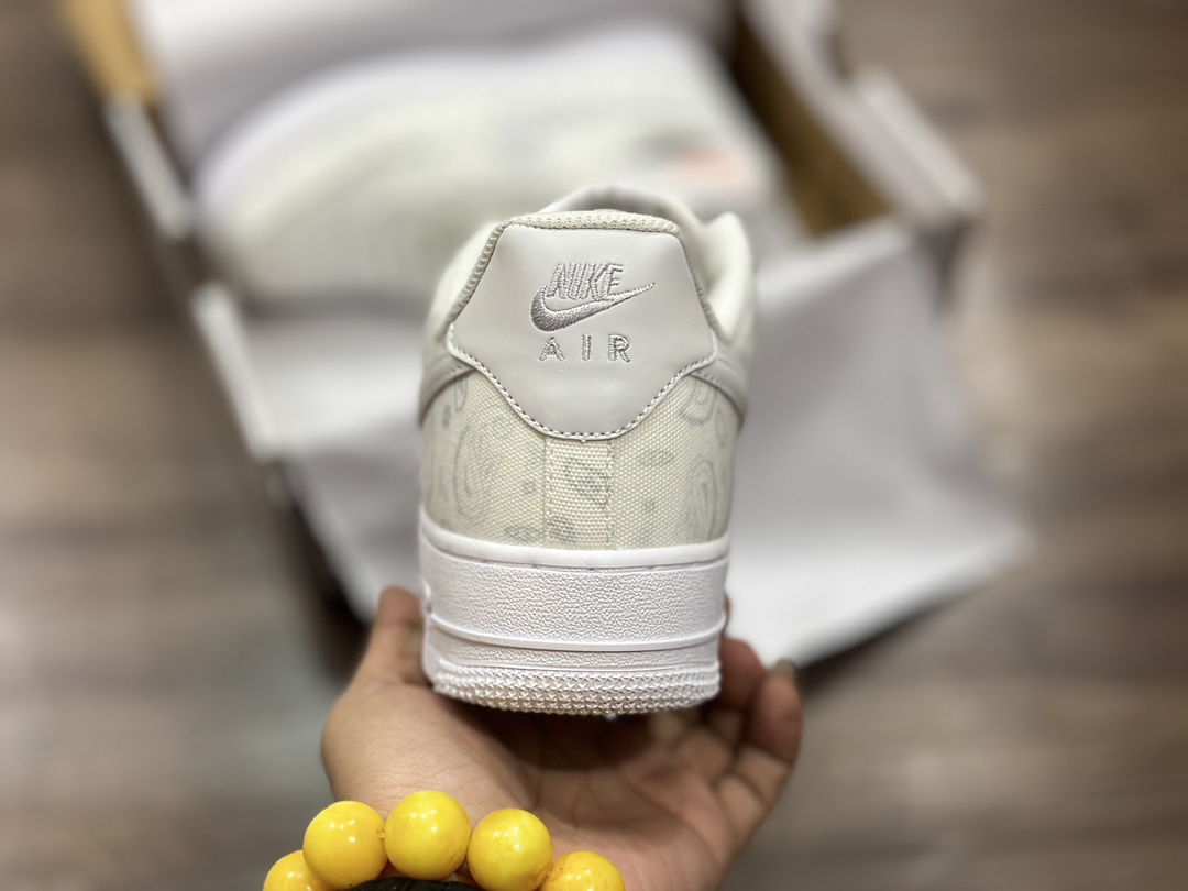 220 Nike Air Force 1 LOW 空军一号低帮运动鞋 DG2296-088