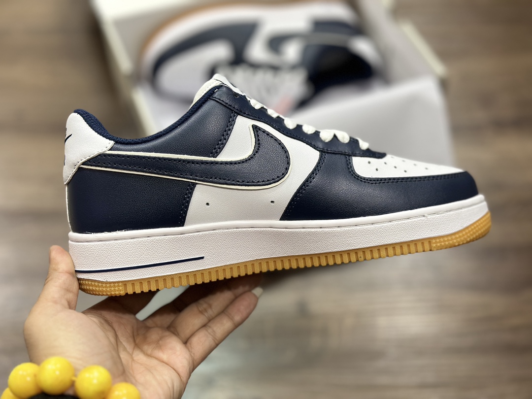 220 Nike Air Force 1 LOW 空军一号低帮运动鞋  AW2296-003