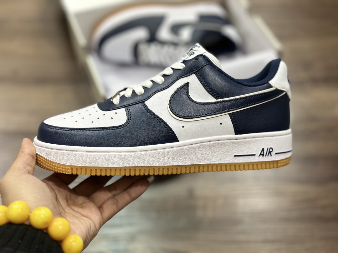 220 Nike Air Force 1 LOW 空军一号低帮运动鞋  AW2296-003