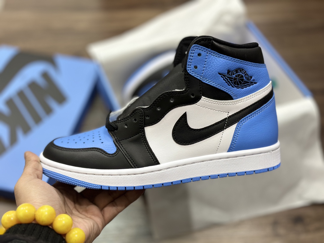 320 Air Jordan 1 High AJ1 乔1黑蓝脚趾 DZ5485-400