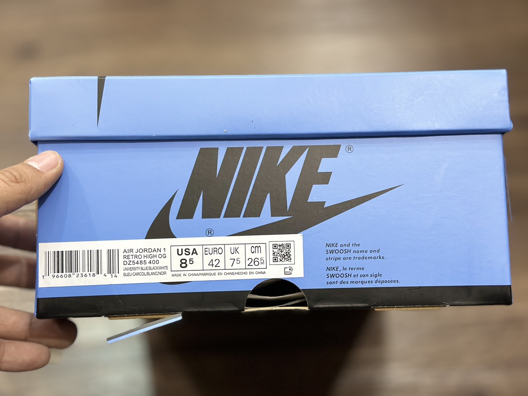 320 Air Jordan 1 High AJ1 乔1黑蓝脚趾 DZ5485-400