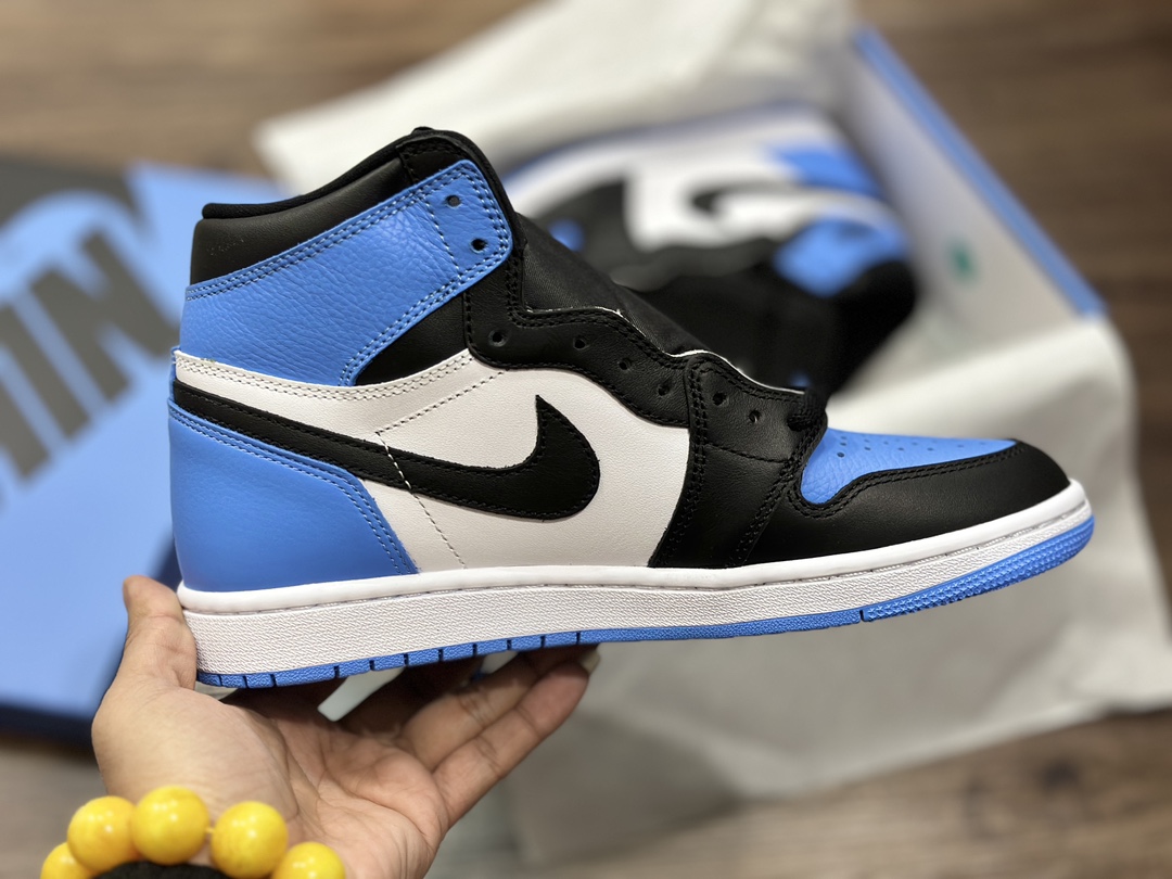 320 Air Jordan 1 High AJ1 乔1黑蓝脚趾 DZ5485-400
