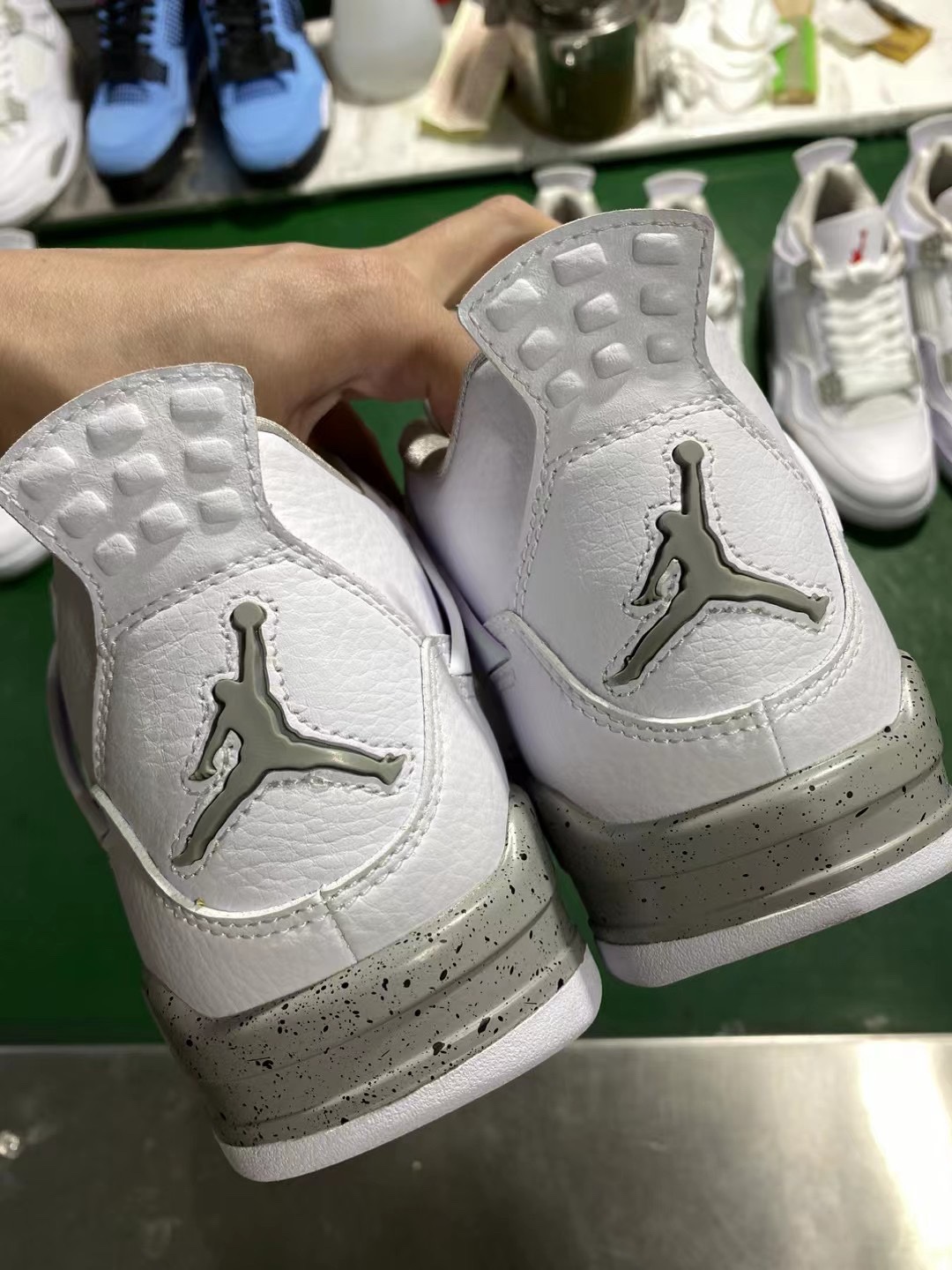 AJ4白奥利奥鞋码40-47.5总裁