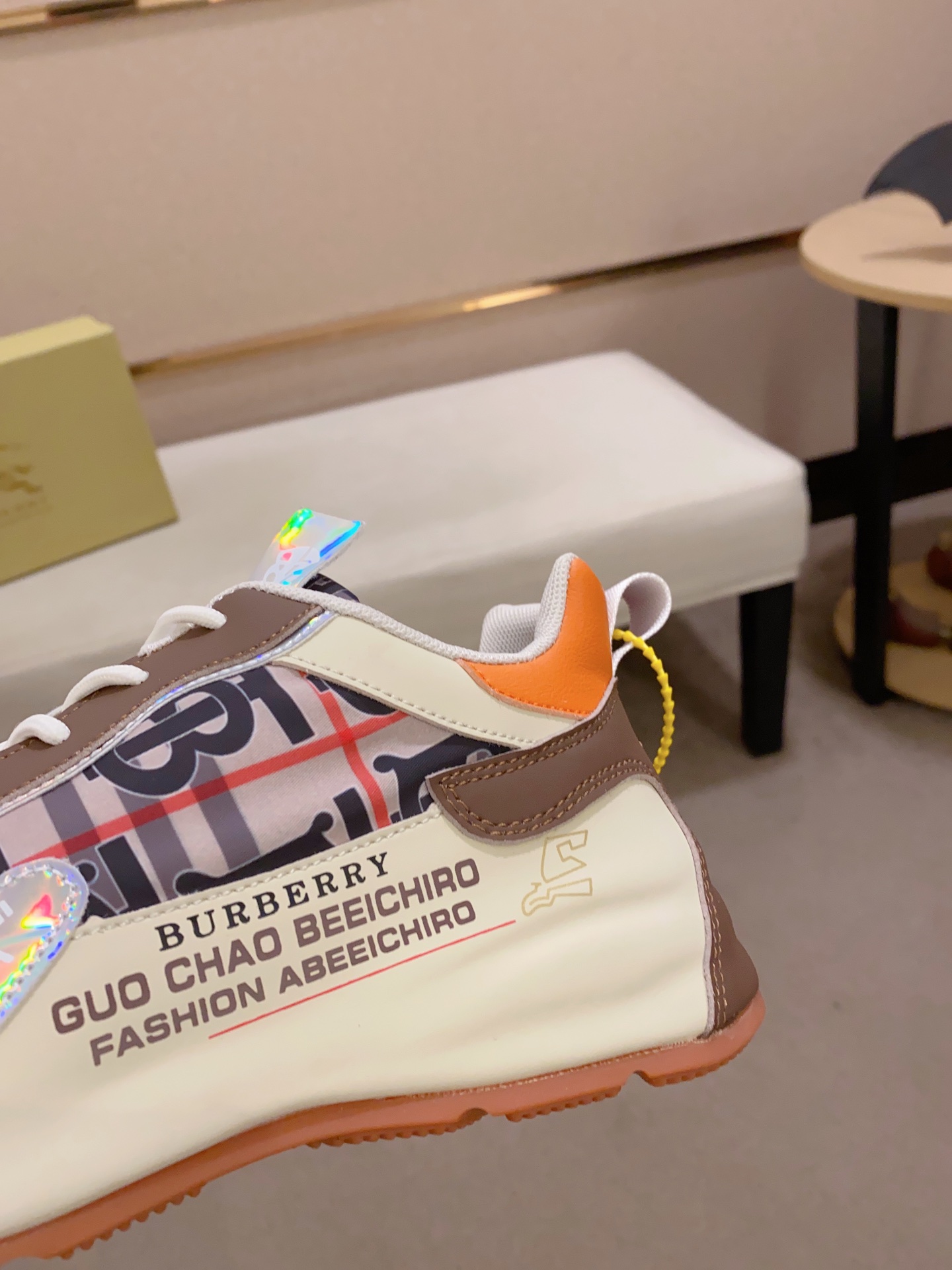 Factory precio: contador sincronizado BURBERRY Burberry compradores superiores venta sincronizada ya