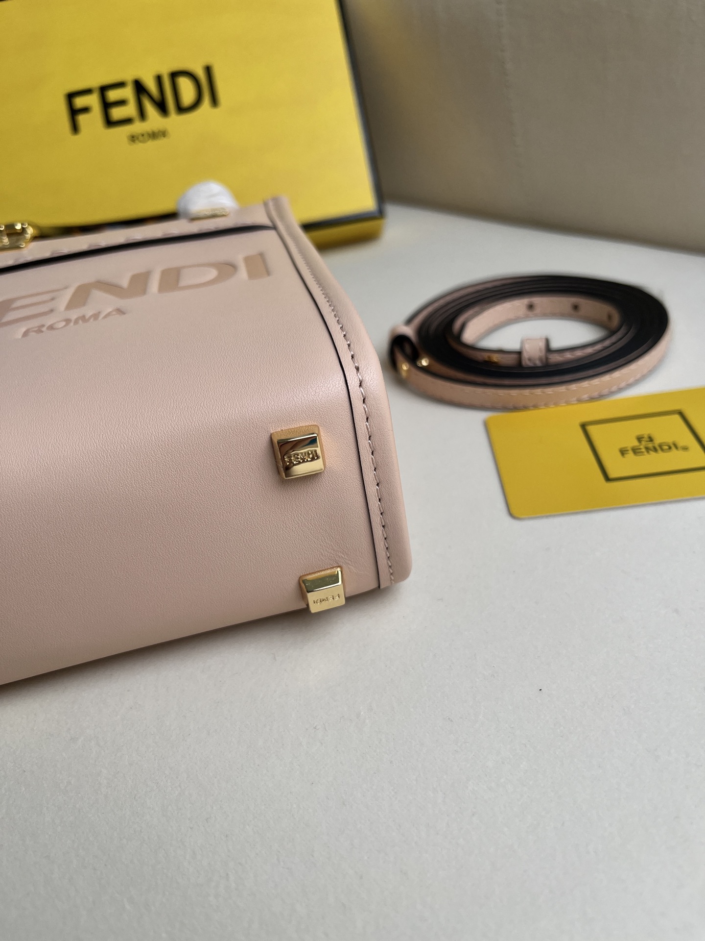 Fendi Sunshine Mini Tote Bag - Pink Leather Handbag with Tortoiseshell Handles 10 i1681223252 1741 8