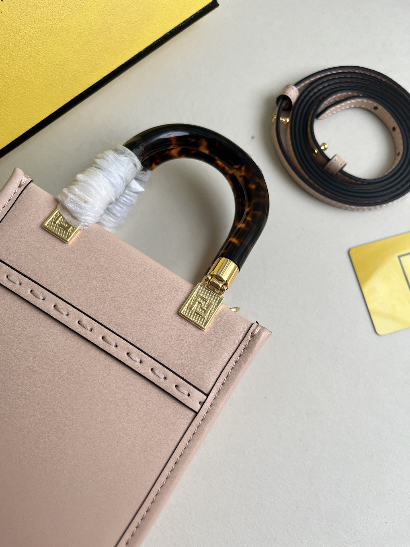 Fendi Sunshine Mini Tote Bag - Pink Leather Handbag with Tortoiseshell Handles 7 i1681223252 6712 5