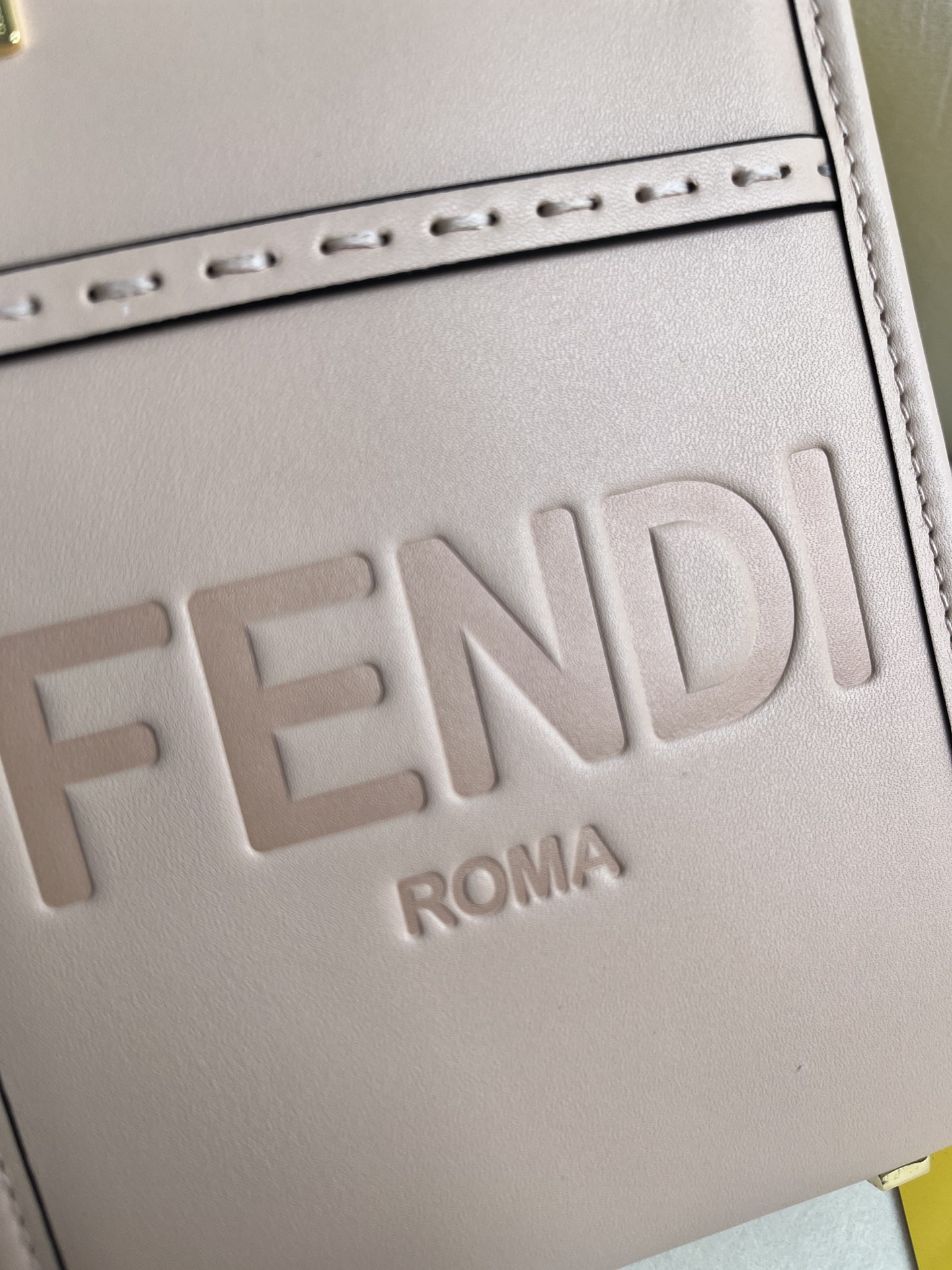 Fendi Sunshine Mini Tote Bag - Pink Leather Handbag with Tortoiseshell Handles 4 i1681223252 9643 2