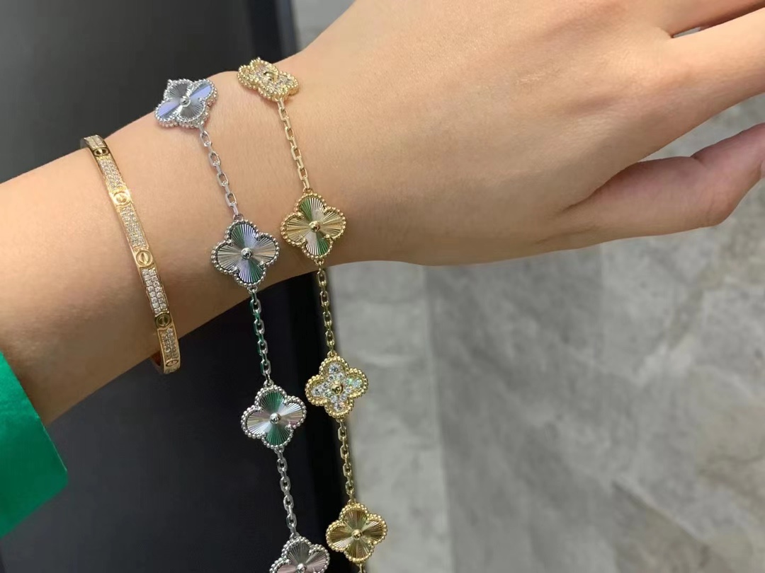 Van Cleef & Arpels Vca白金镭射五花