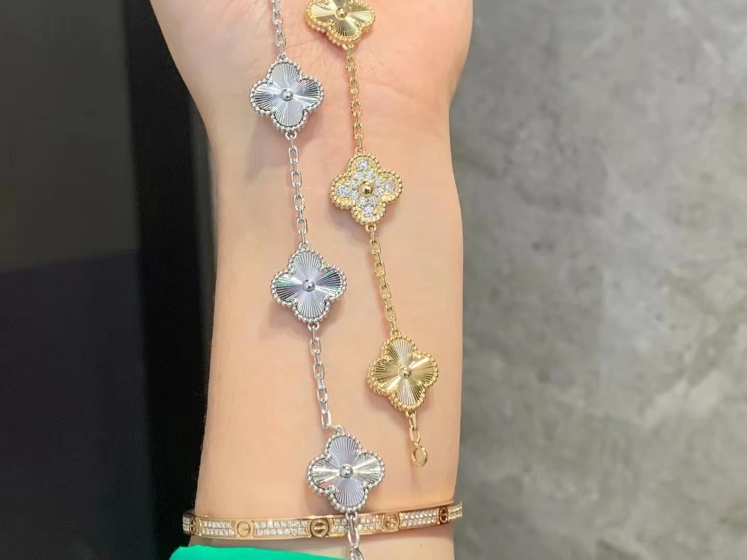 Van Cleef & Arpels Vca白金镭射五花