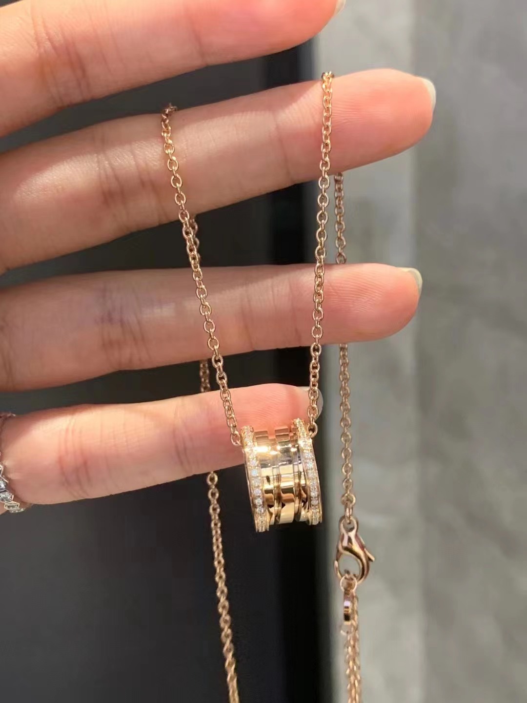 Bvlgari 宝格丽 18k金 两边钻弹簧项链