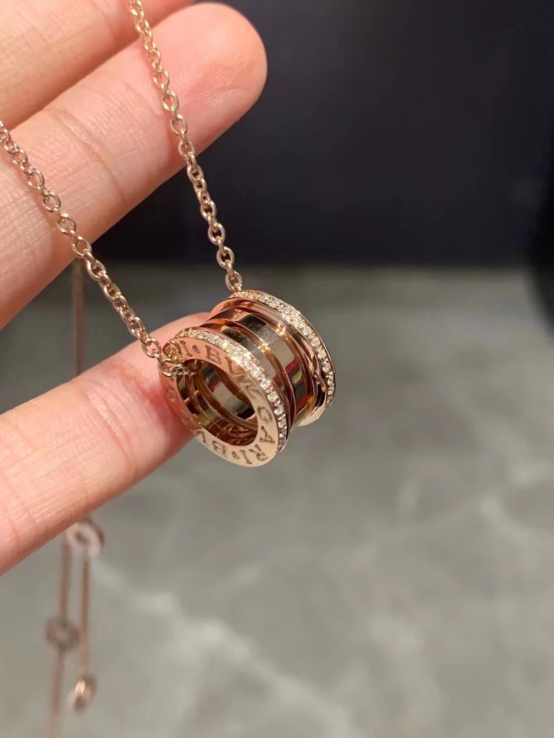 Bvlgari 宝格丽 18k金 两边钻弹簧项链