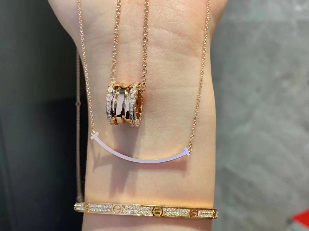 Bvlgari 宝格丽 18k金 两边钻弹簧项链