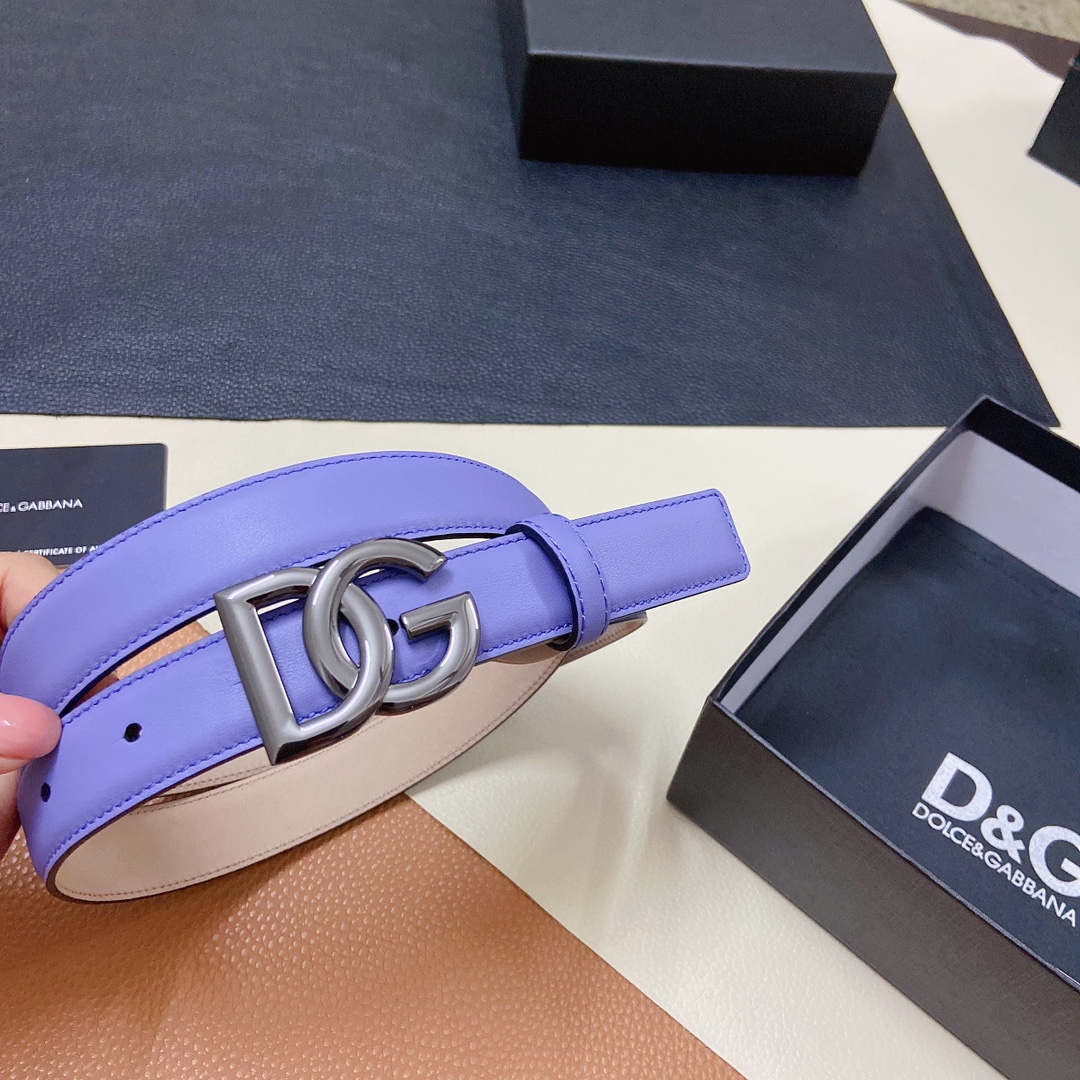 D&G杜嘉班纳双面小牛皮腰带缀以电镀