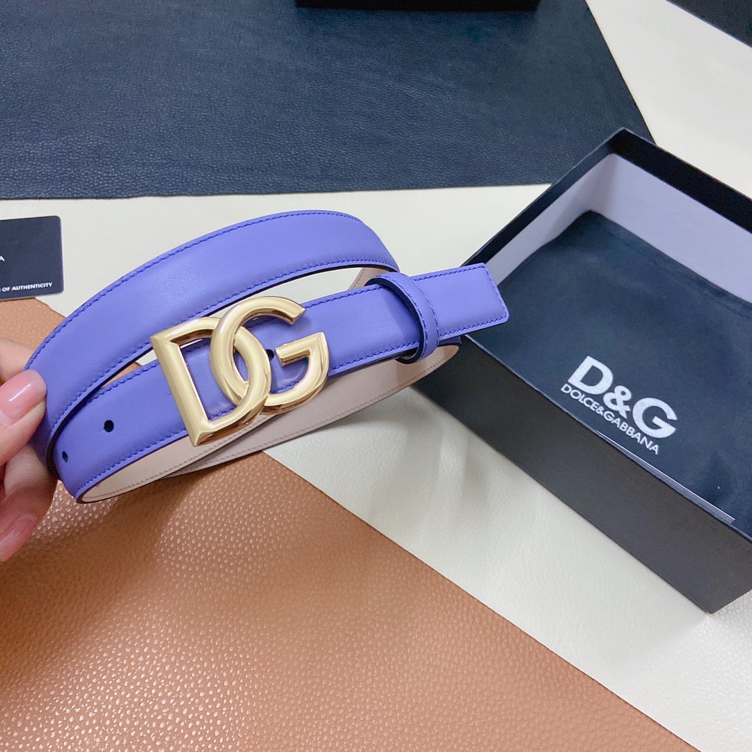 D&G杜嘉班纳双面小牛皮腰带缀以电镀
