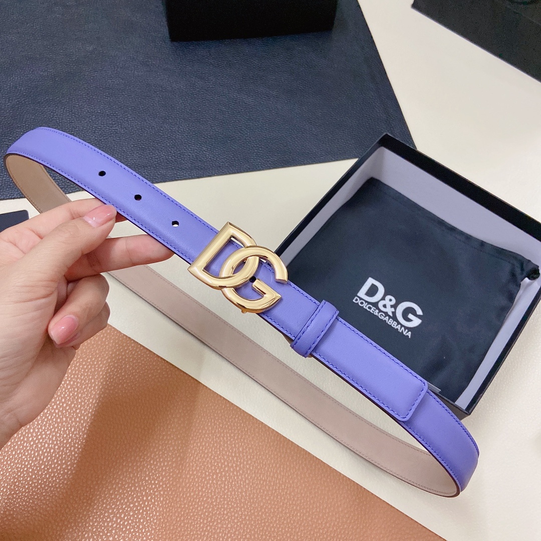 D&G杜嘉班纳双面小牛皮腰带缀以电镀