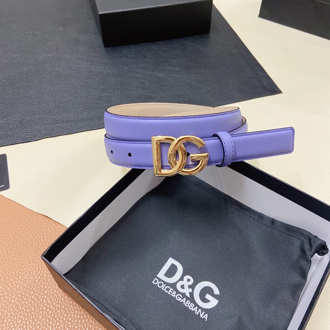D&G杜嘉班纳双面小牛皮腰带缀以电镀