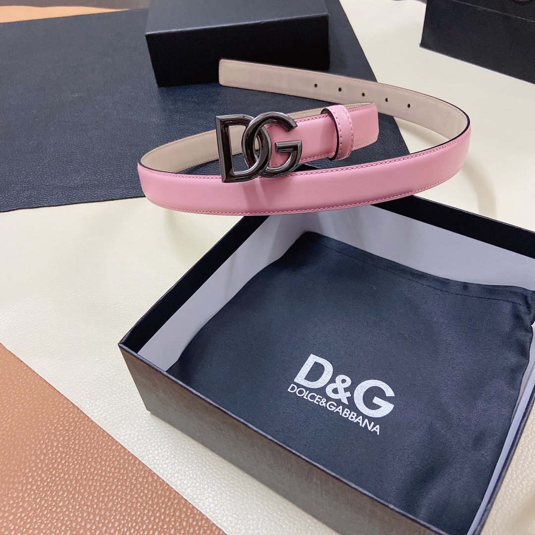 D&G杜嘉班纳双面小牛皮腰带缀以电镀