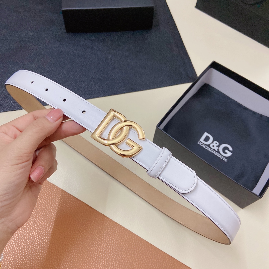 D&G杜嘉班纳双面小牛皮腰带缀以电镀