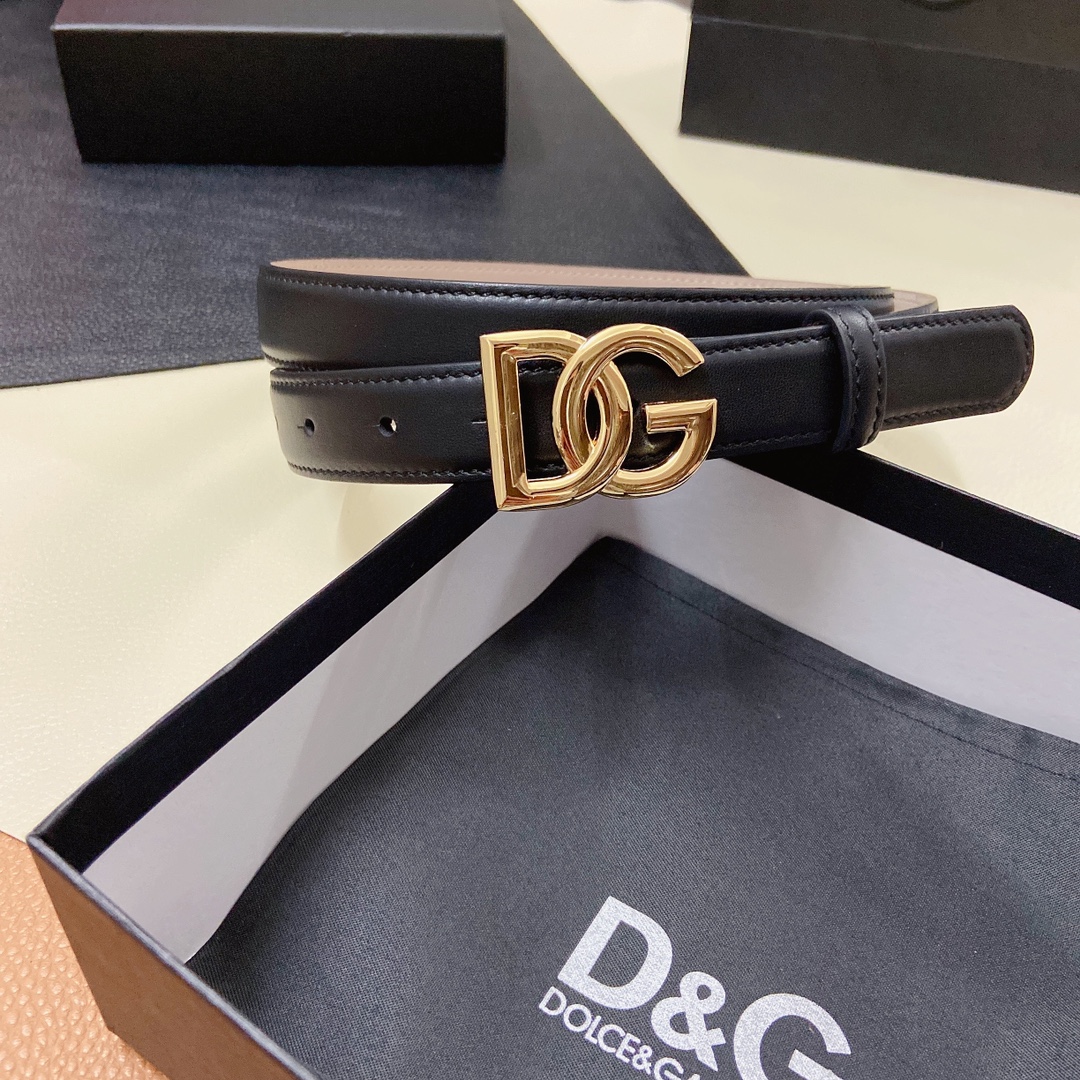 D&G杜嘉班纳双面小牛皮腰带缀以电镀