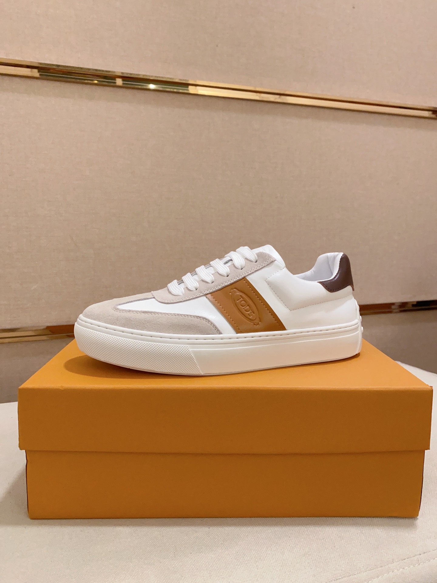 Precio de fábrica 240Tods Tods 2023 zapatos de los hombres contador de mercancías originales! La mej