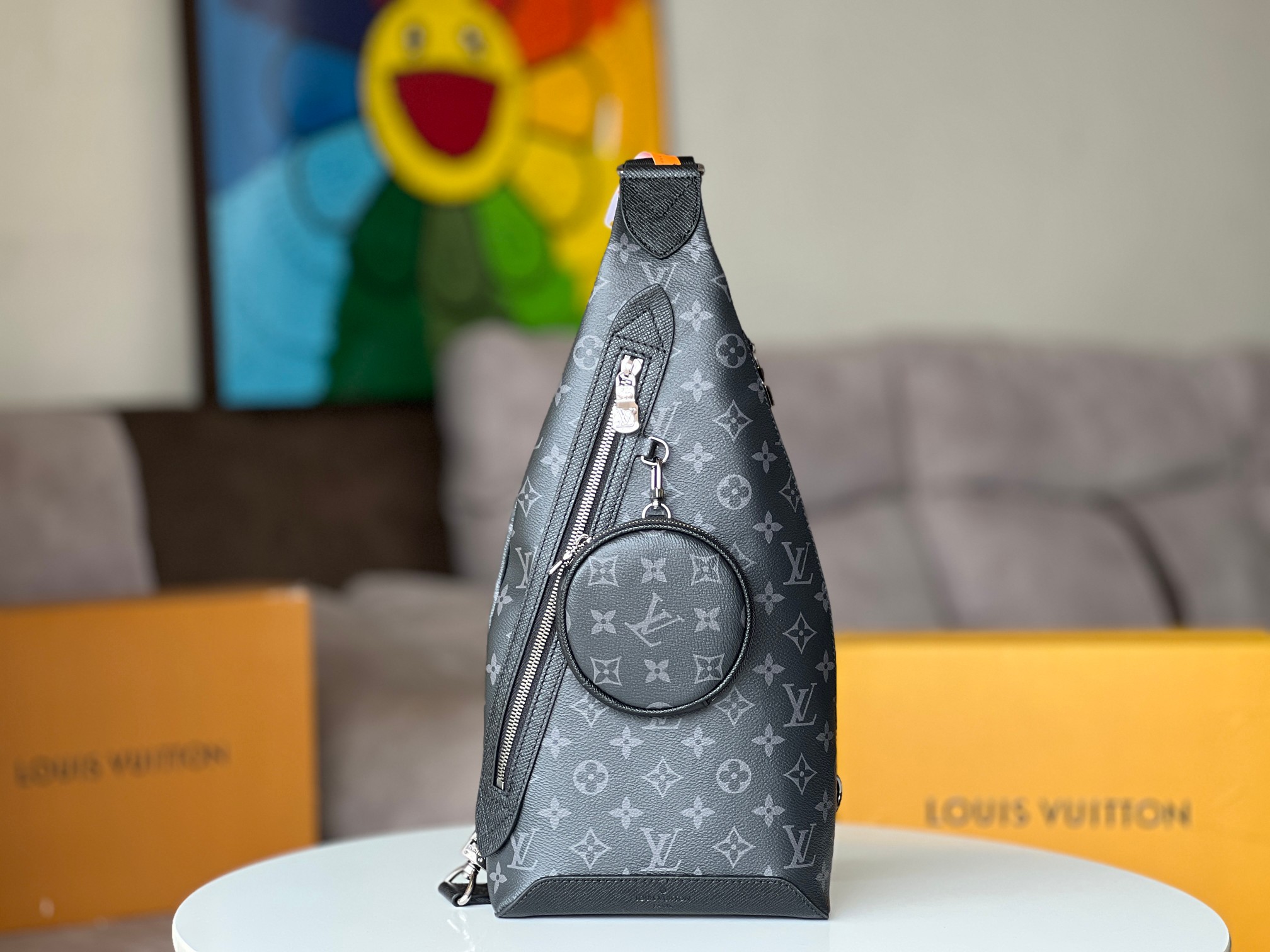 NO:199401,Original single M30936 black flower men's breast bag series DUO shoulder bag Duo shoulder bag spliced ​​Monogram canvas and Taga cowhide leather, with removable zipper bags and zipper side pockets for storage change or other required, interpreting the diverse trend concepts in a leisurely style, providing a choice outside of traditional backpacks. Detailed features 20 x 42 x 6 cm.,LV【Top original list】,louis vuitton, shoulder bags,cowhide19860909原单 M30936黑花 男包胸包系列 DUO 单肩包 Duo 单肩包拼接 Monogram 帆布和 Taga 牛皮革,设有存放零钱或其他所需的可拆卸拉链袋和拉链侧袋,以悠闲格调诠释多元潮流理念,提供传统双肩包之外的随行之选. 详细特征20 x 42 x 6 厘米.,LV【顶级原单】,louis vuitton,shoulder bags,cowhide,Bag