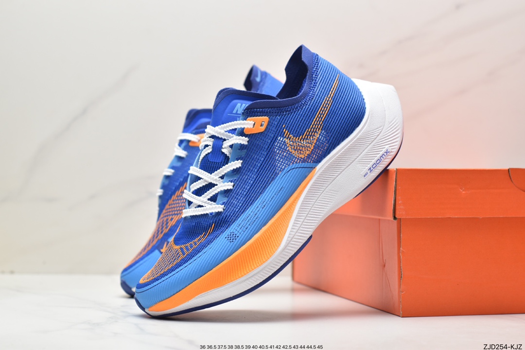 240 耐克Nike ZoomX Vaporfly Next% 马拉松跑步鞋鞋面使用了全新 Vaporweave 科技 FD0713-400