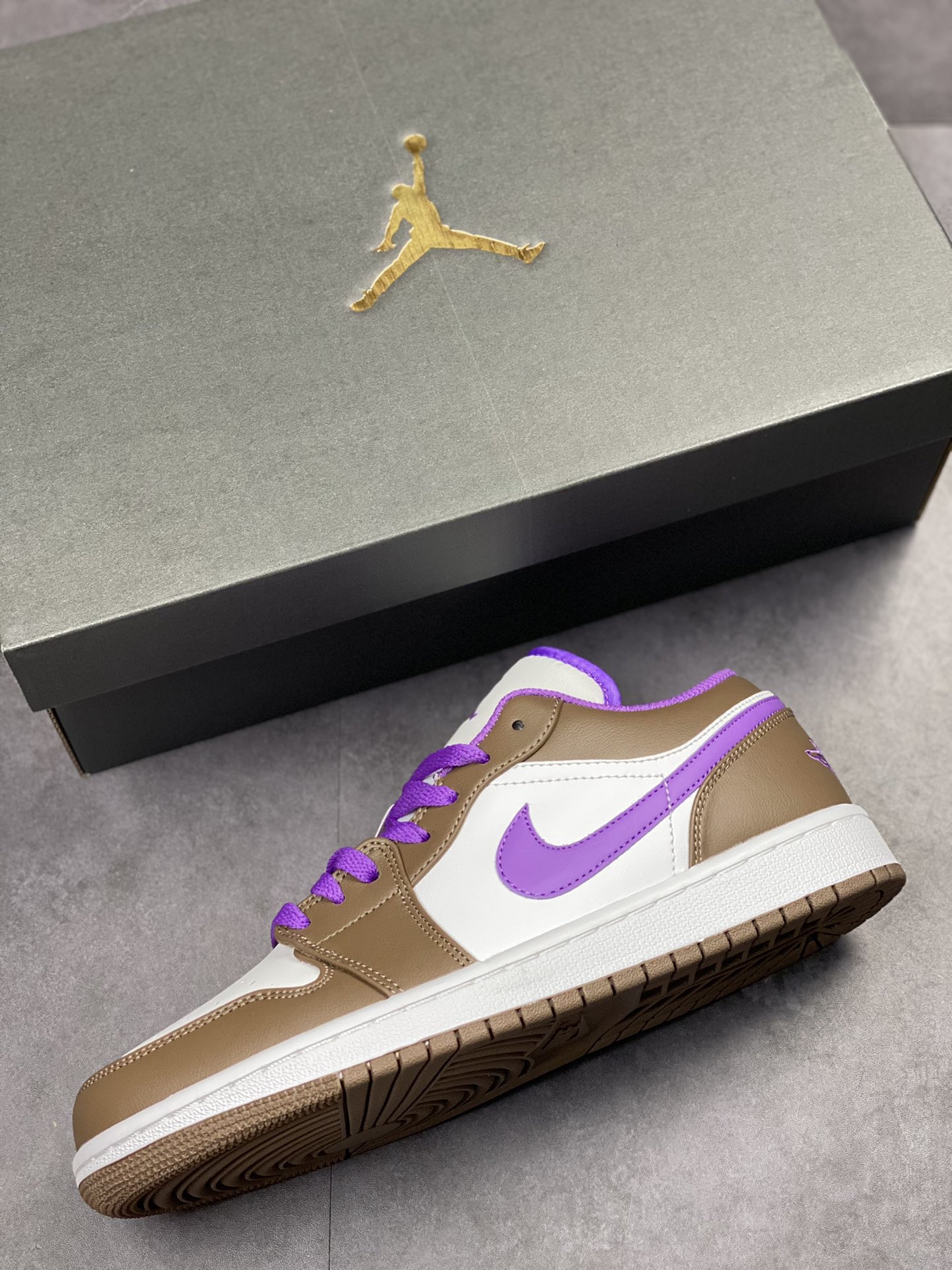200 Air Jordan 1 Low 棕白紫脚趾 AJ1乔1低帮休闲板鞋 553558-215