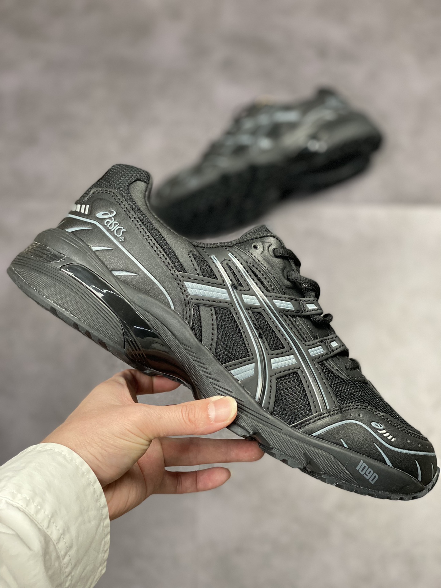 180 亚瑟士/ASICS Tiger GEL-1090系列 1021A275-101