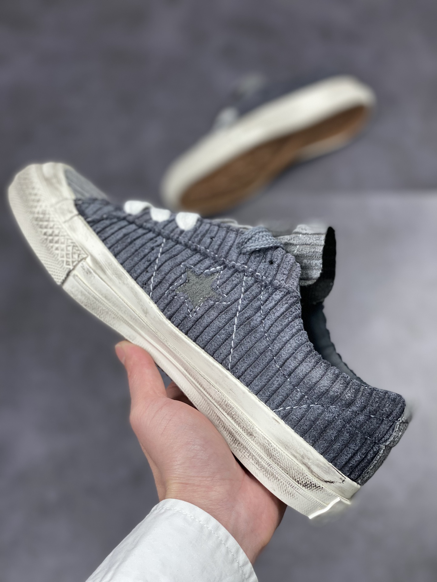 160 Converse One Star Pro OX 一星复古灯芯绒做旧低帮休闲板鞋A04973C