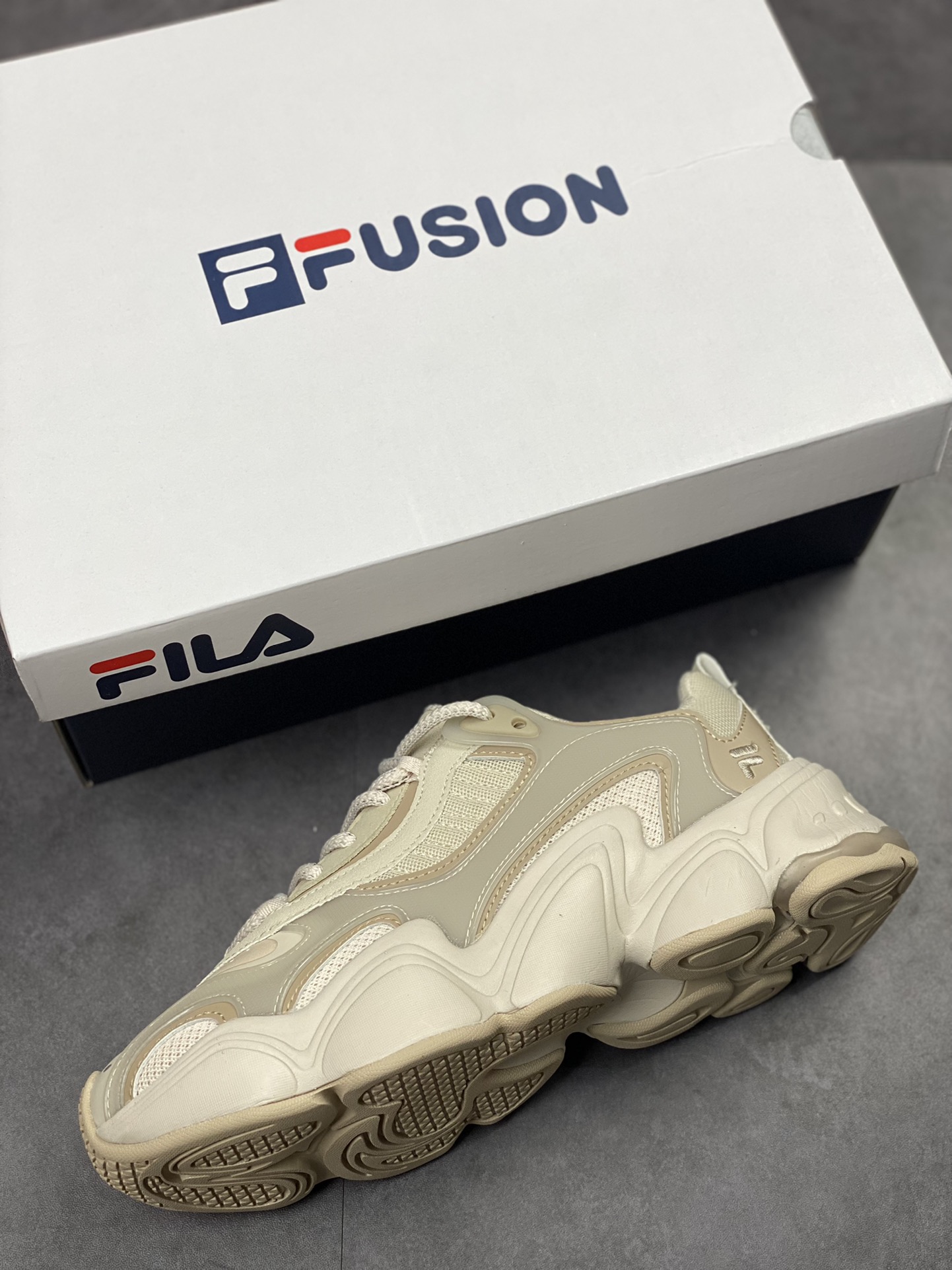 FILA FUSION tide brand daddy shoes thick bottom daddy shoes running shoes T12W311601FBF