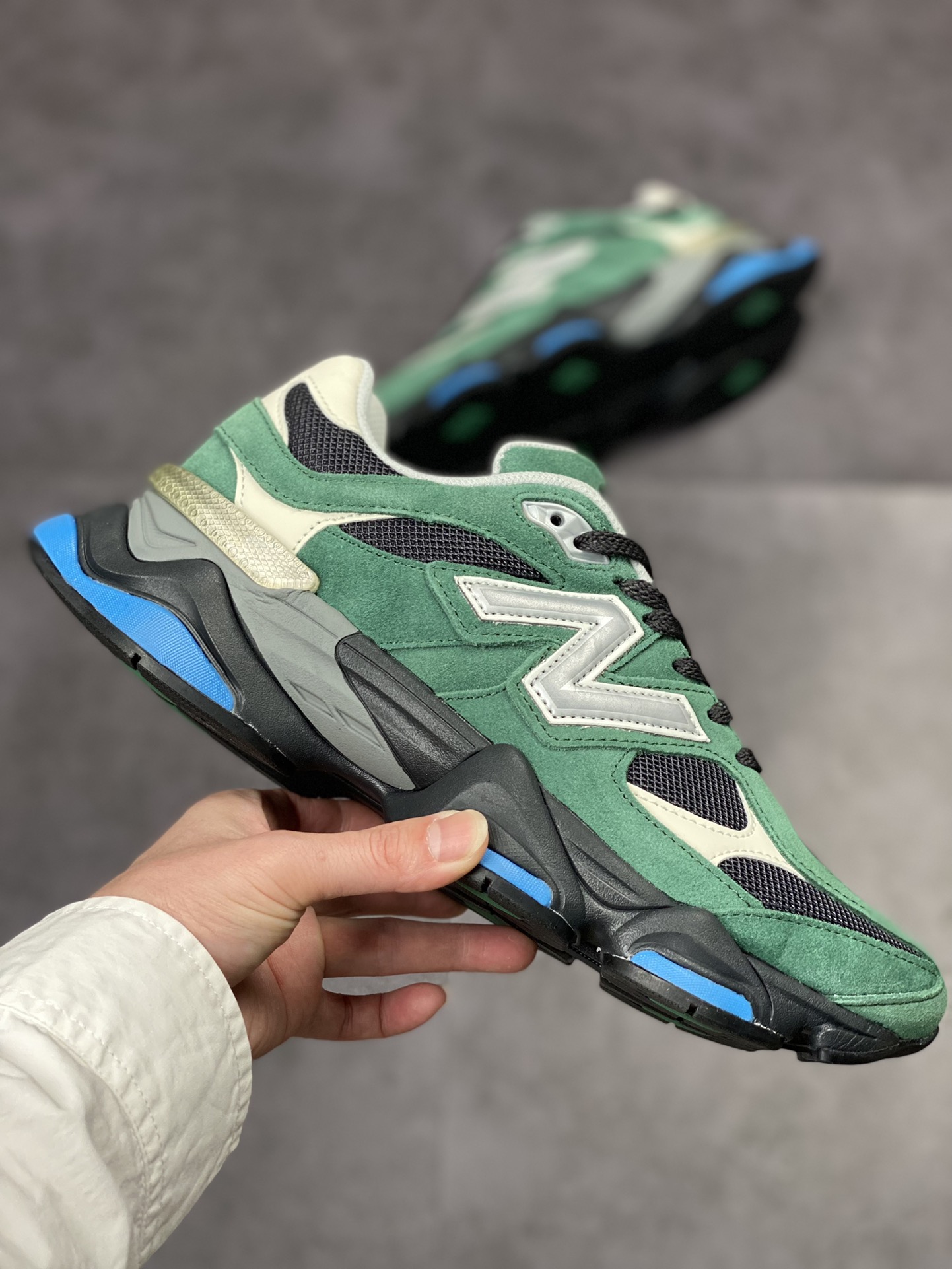 220 Joe Freshgoods x New Balance 版本 NB9060 联名款 复古休闲运动慢跑鞋  U9060BUR