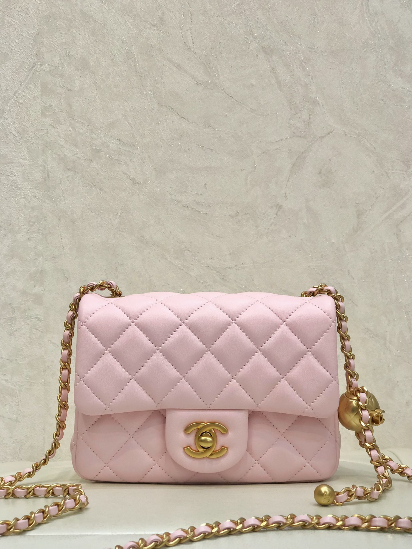 CHANEL cuir d'origine agneau matelassé classique valeur sûre souple et épais sac chaîne - qualité supérieure