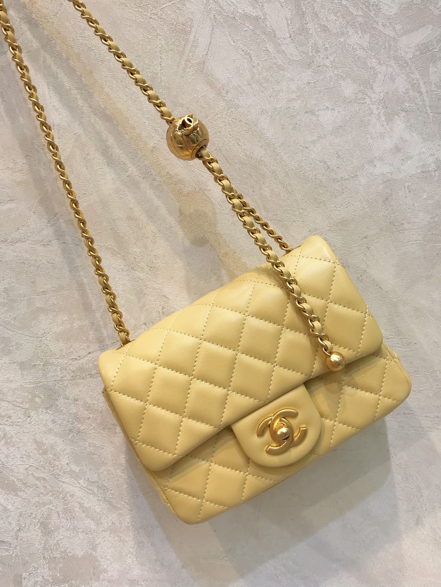 CHANEL cuir d'origine agneau matelassé classique valeur sûre souple et épais sac chaîne - qualité supérieure