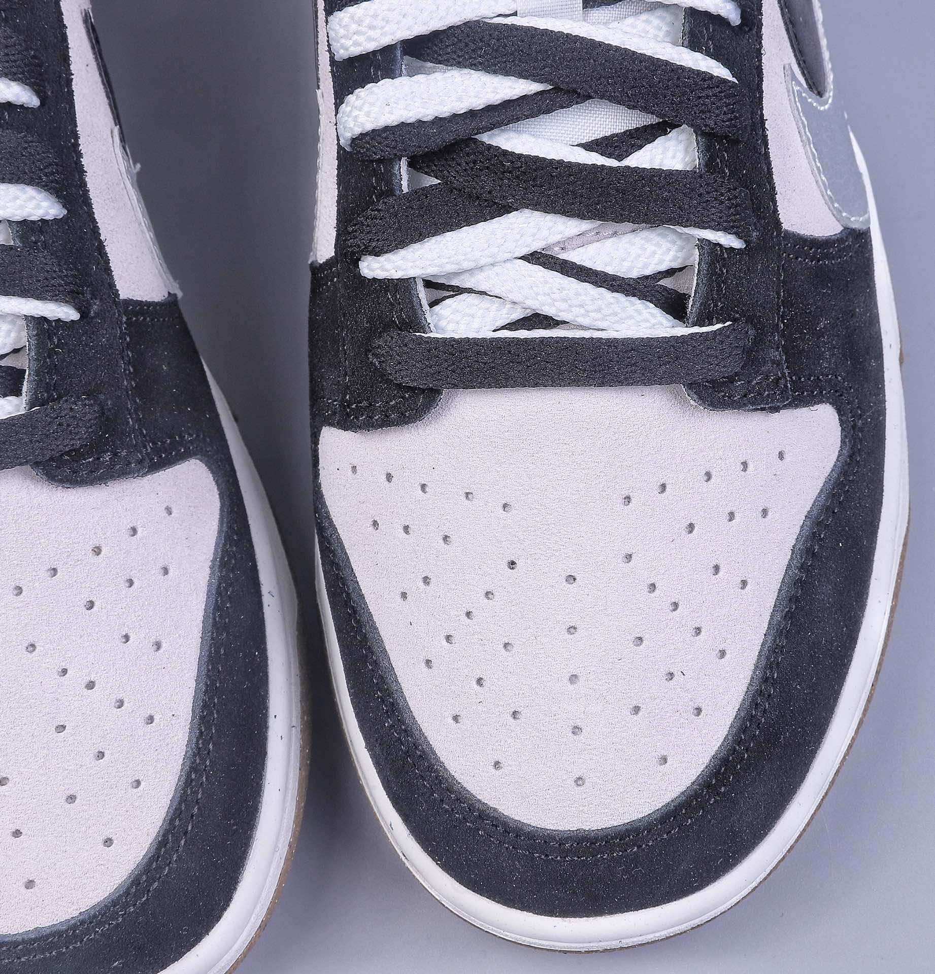 220 CS Nike Dunk Low 黑白熊猫 双勾定制 DO9457-128