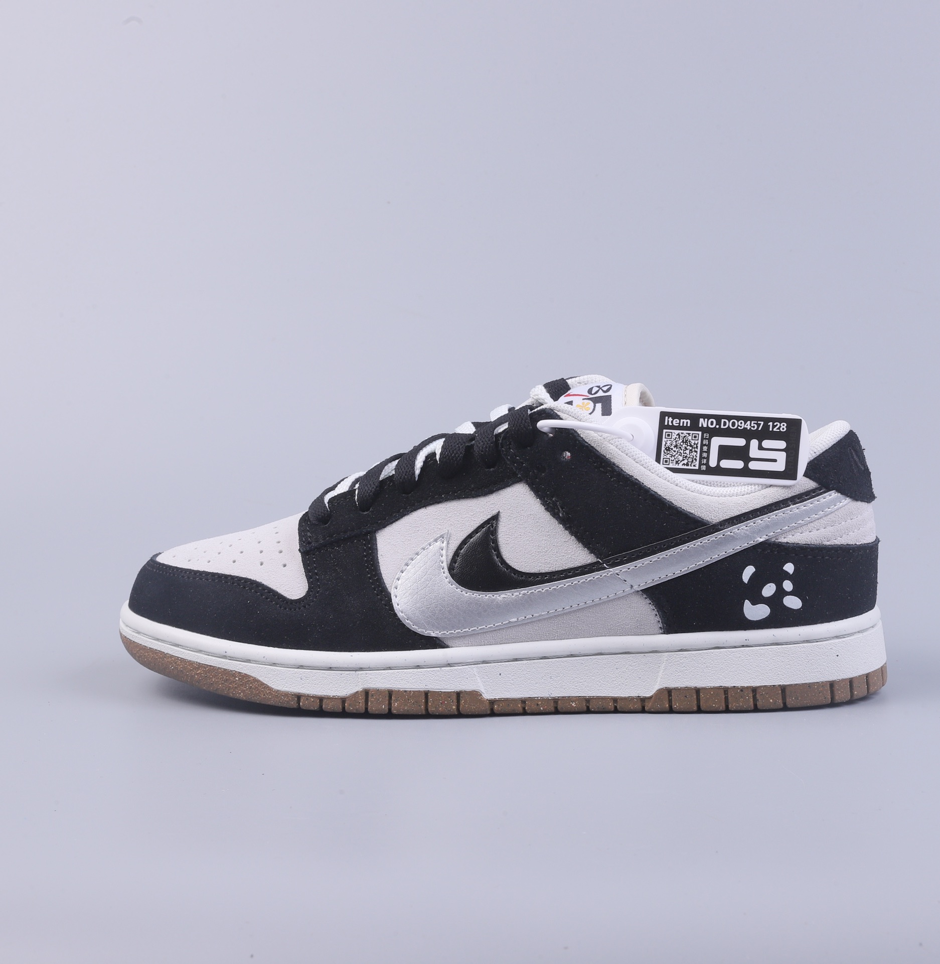 220 CS Nike Dunk Low 黑白熊猫 双勾定制 DO9457-128