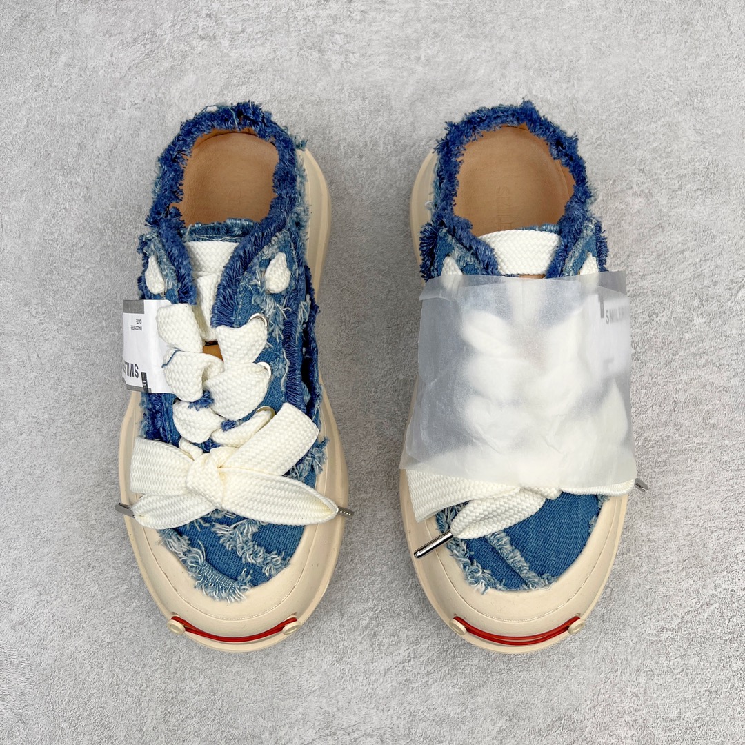 图片[2]-＃开春福利 SMILEREPUBLIC檀健次同款经典新款起司猫低帮开口笑厚底帆布鞋 新晋街头鞋履品牌SMILEREPUBLIC Canvas 系列 以 SMILE 为灵感来源 捕捉潮流 主打柔软的帆布设计 有裁切的羊毛流苏与独特编织技艺 超软水染牛皮内里 注塑成型鞋垫 4cm厘米外增高效果橡胶鞋底 尺码：35 36 37 38 39 40 41 42 43 44-选品中心